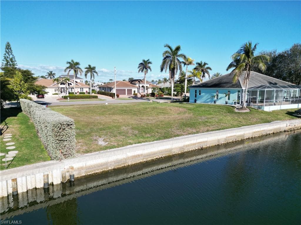 268 Barfield Dr, Marco Island, FL 34145-12