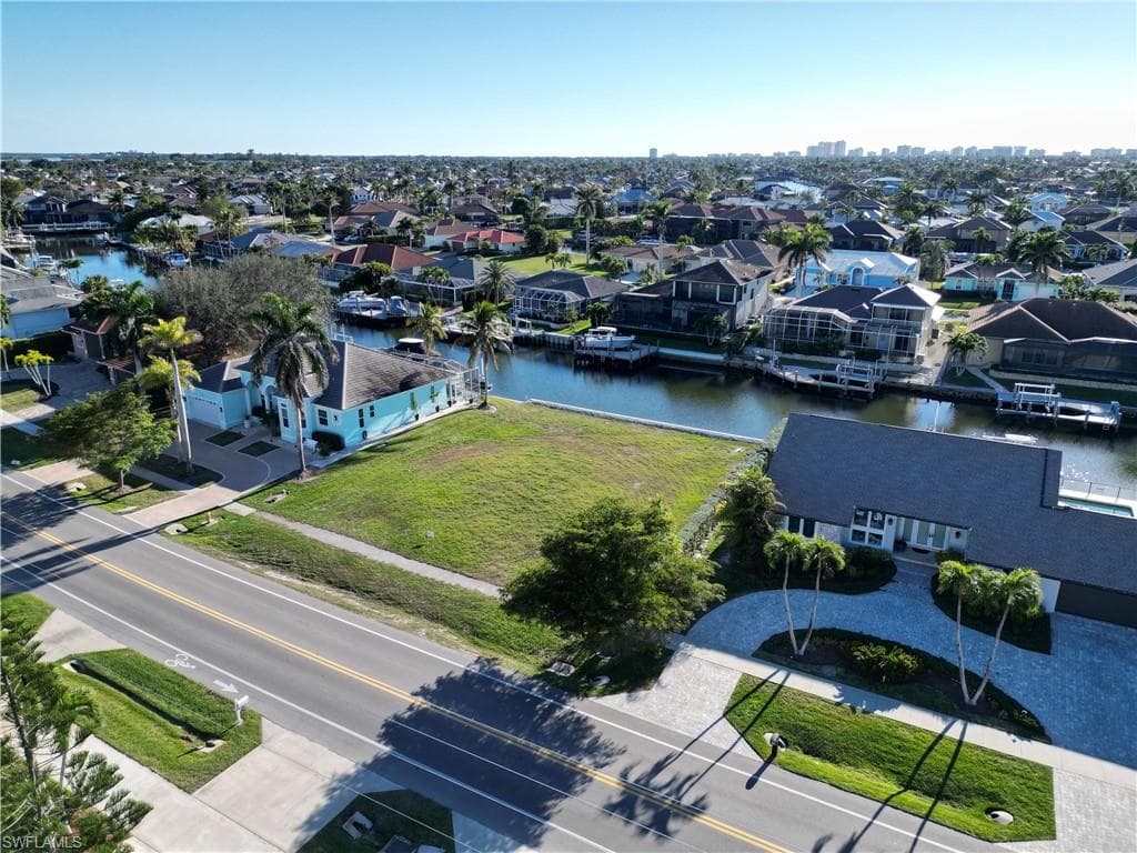 268 Barfield Dr, Marco Island, FL 34145-3