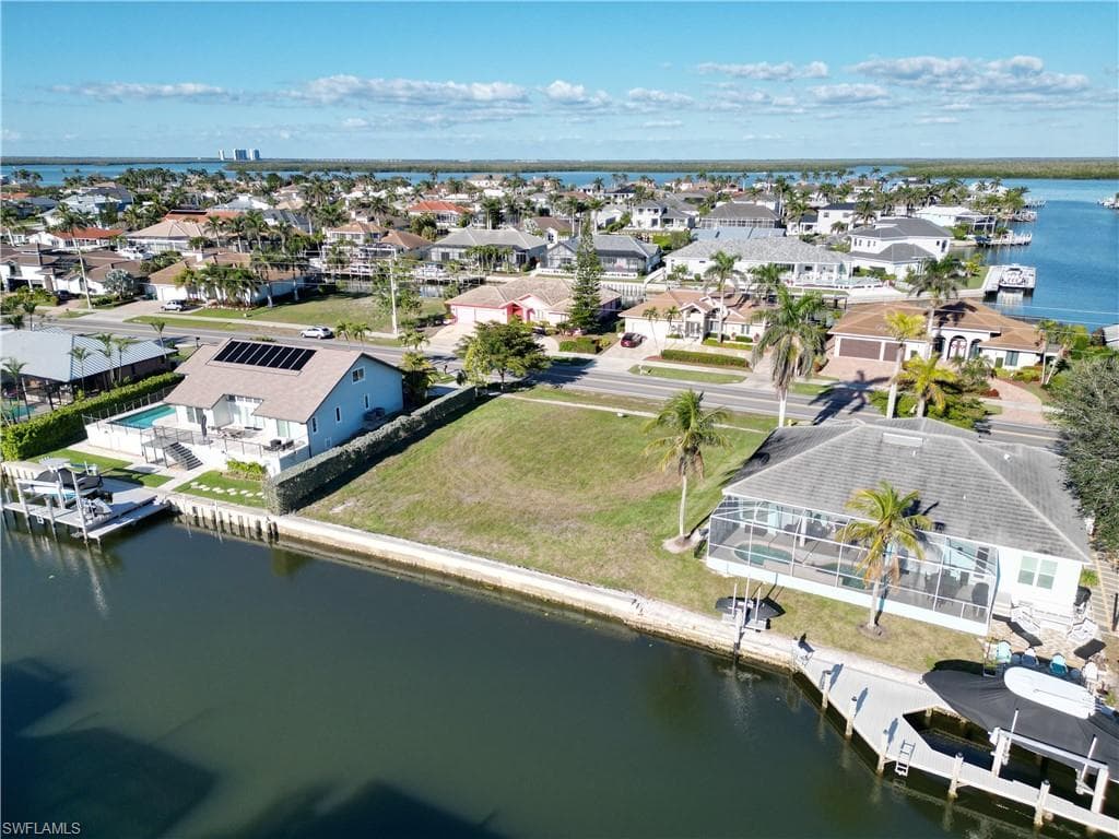 268 Barfield Dr, Marco Island, FL 34145-5