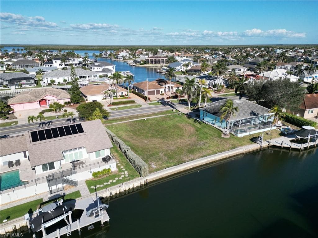 268 Barfield Dr, Marco Island, FL 34145-6