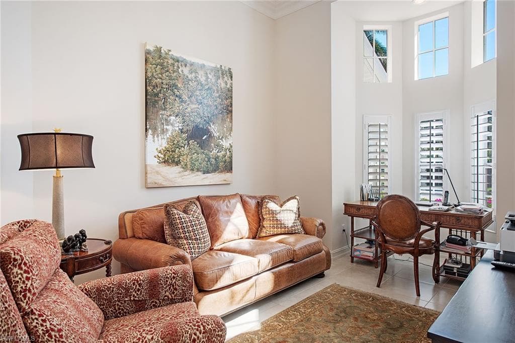 812 Bentwood Dr, Naples, FL 34108-13