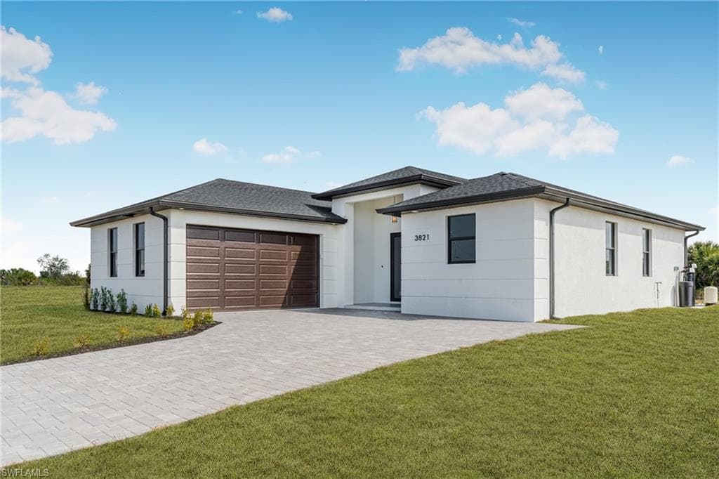 3821 38th Ave, Cape Coral, FL 33993-1