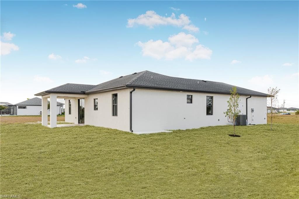3821 38th Ave, Cape Coral, FL 33993-43