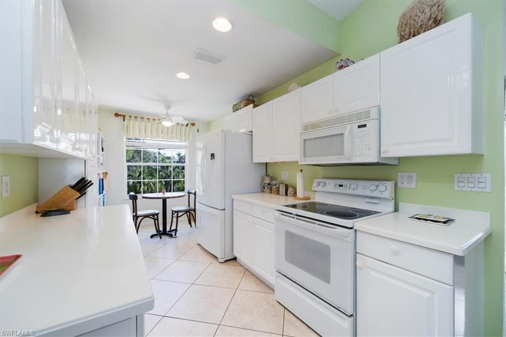 1060 Partridge Cir 201, Naples, FL 34104-13