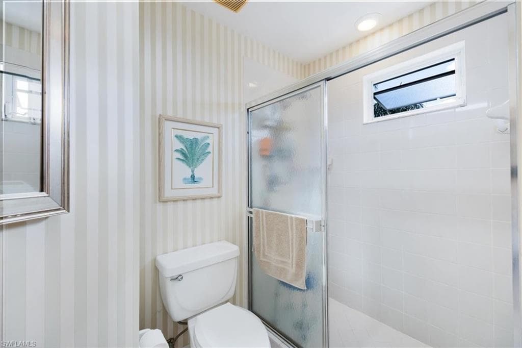1060 Partridge Cir 201, Naples, FL 34104-19