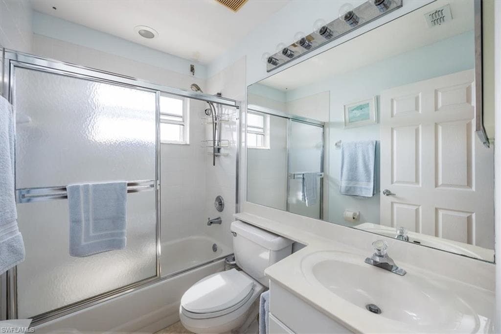 1060 Partridge Cir 201, Naples, FL 34104-21