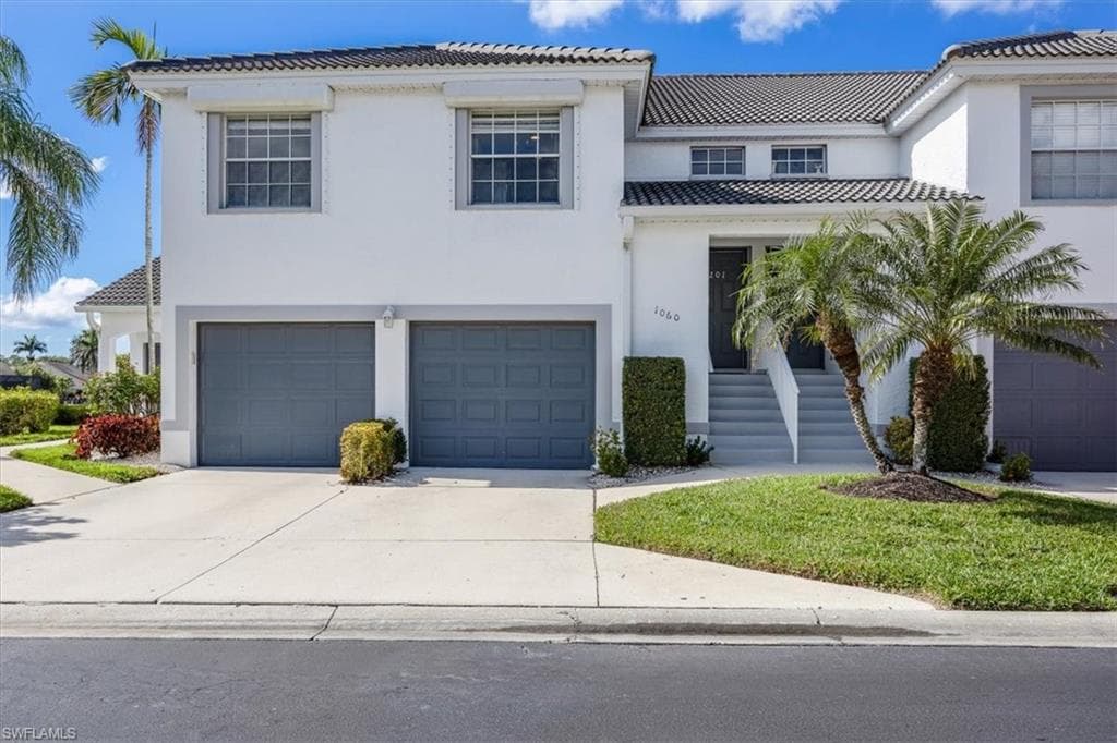 1060 Partridge Cir 201, Naples, FL 34104-5