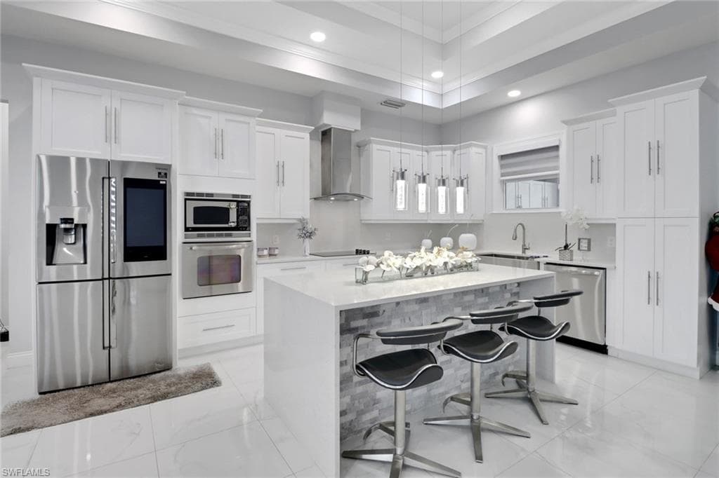 2394 45th Ave NE, Naples, FL 34120-11