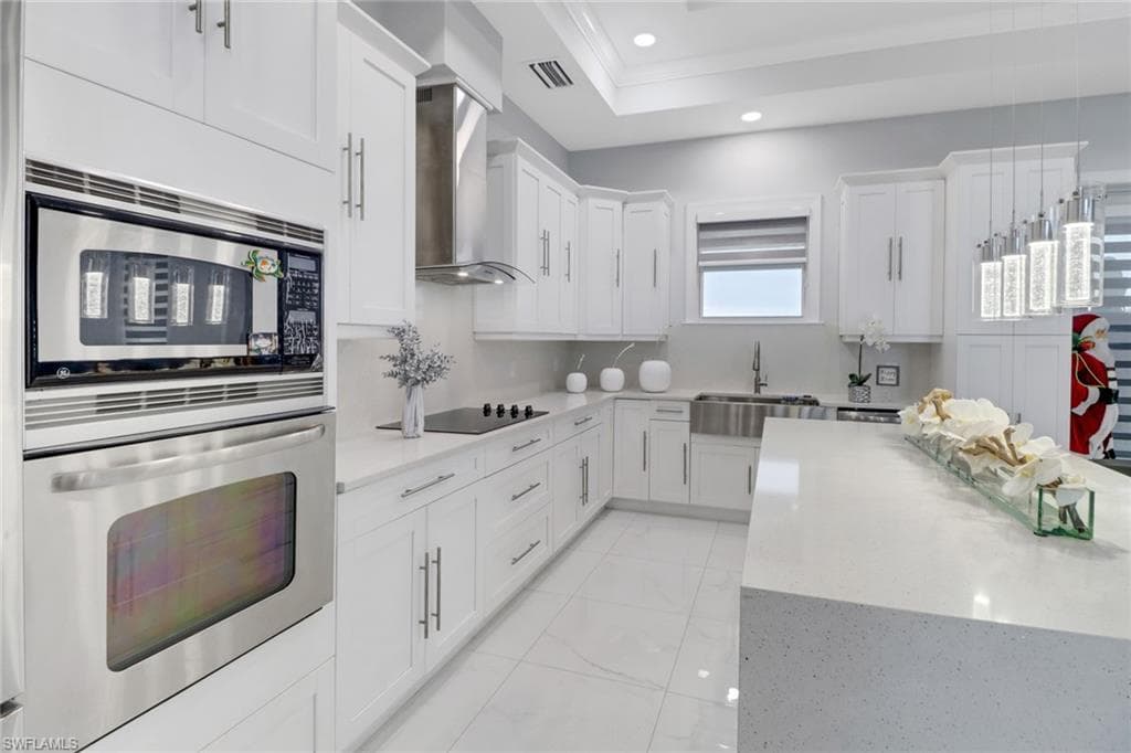 2394 45th Ave NE, Naples, FL 34120-14