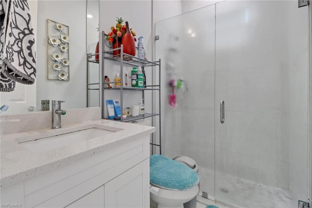 2394 45th Ave NE, Naples, FL 34120-16