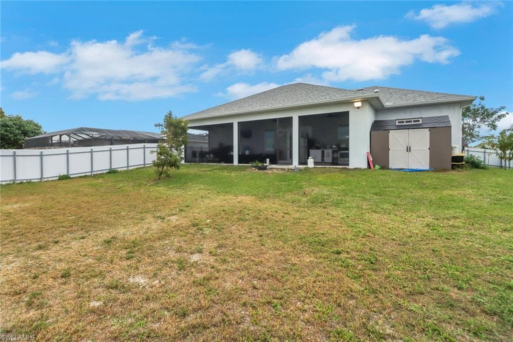 2394 45th Ave NE, Naples, FL 34120-22