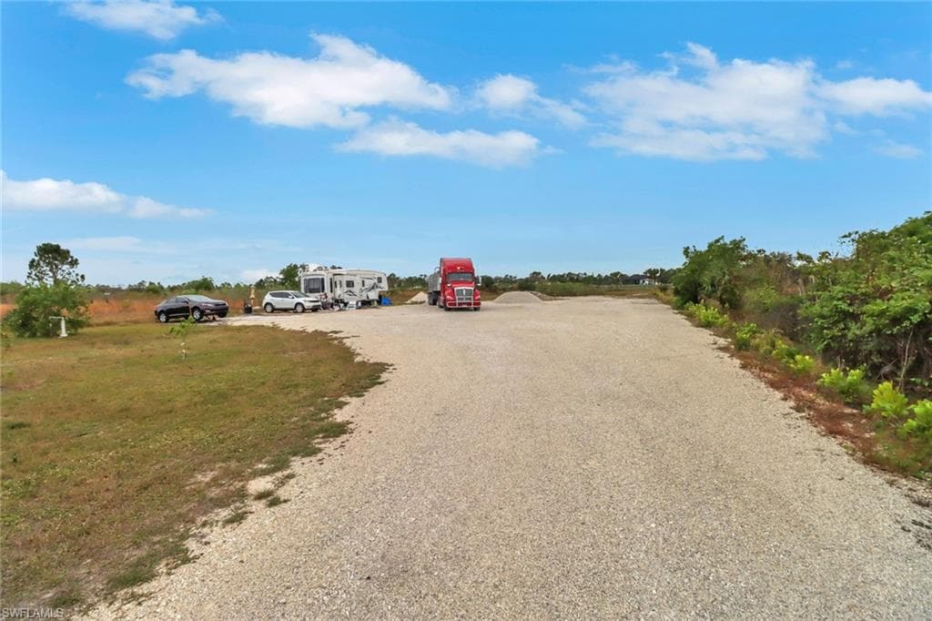 2394 45th Ave NE, Naples, FL 34120-24