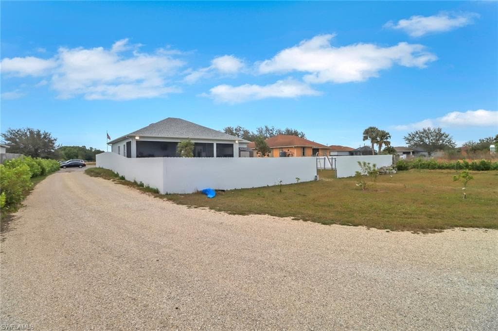 2394 45th Ave NE, Naples, FL 34120-4