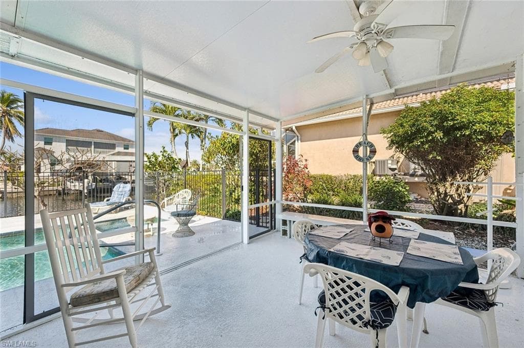 840 Wintergreen Ct, Marco Island, FL 34145-34