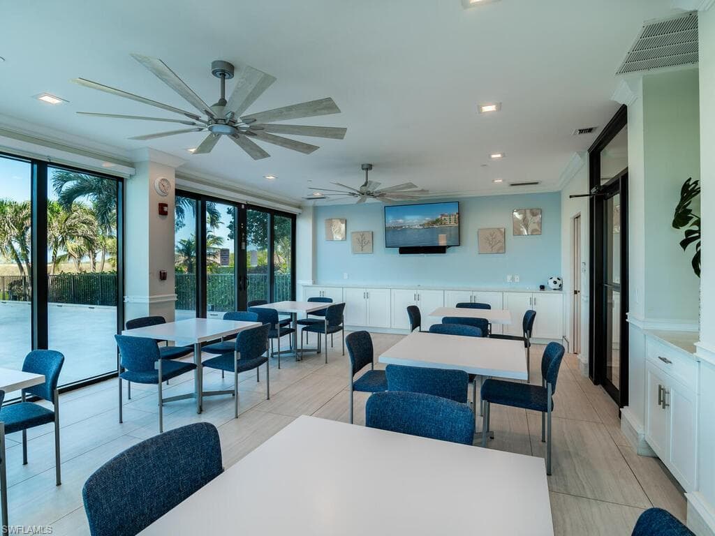 180 Seaview Ct Ph 1201, Marco Island, FL 34145-25