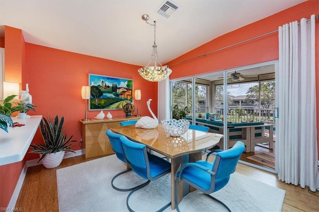 700 Diamond Cir 704, Naples, FL 34110-12
