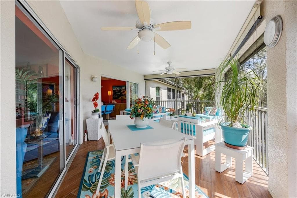 700 Diamond Cir 704, Naples, FL 34110-8