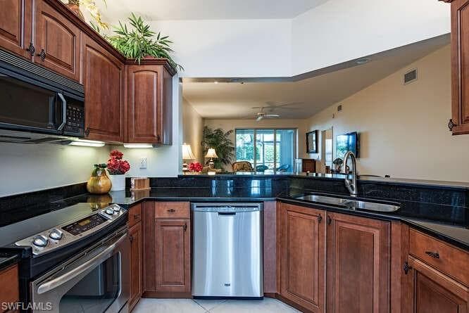 853 Tanbark Dr 103, Naples, FL 34108-4