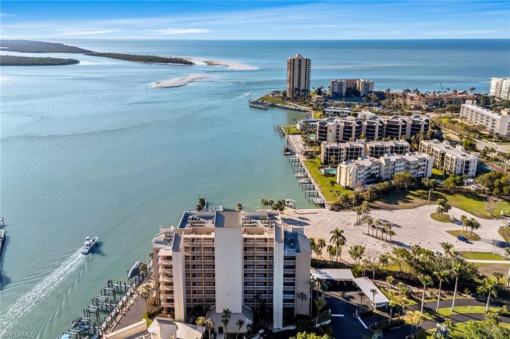 901 Collier Ct 905, Marco Island, FL 34145-45