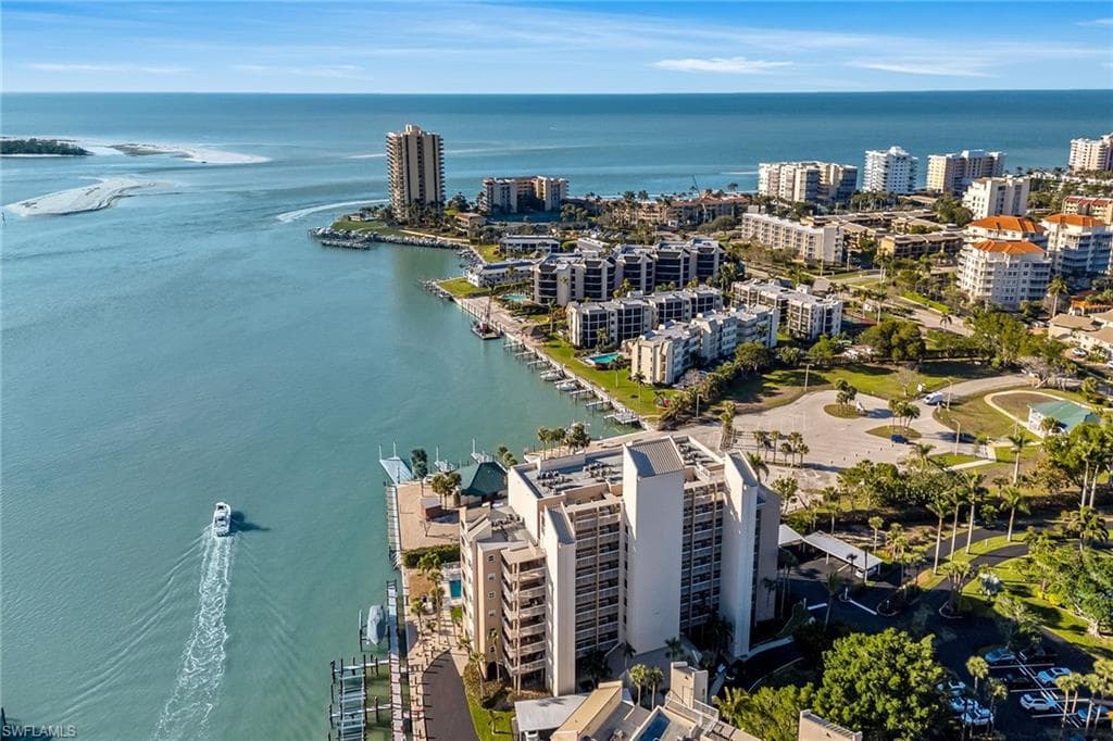 901 Collier Ct 905, Marco Island, FL 34145-46