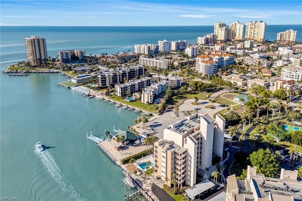 901 Collier Ct 905, Marco Island, FL 34145-47