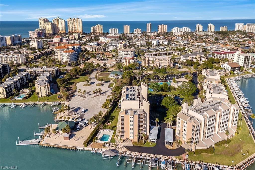 901 Collier Ct 905, Marco Island, FL 34145-48