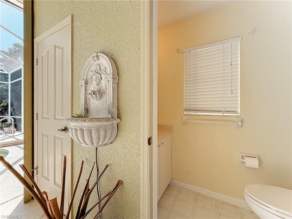 9828 Alhambra Ln, Bonita Springs, FL 34135-37