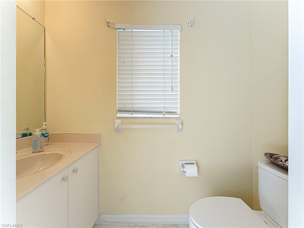 9828 Alhambra Ln, Bonita Springs, FL 34135-38