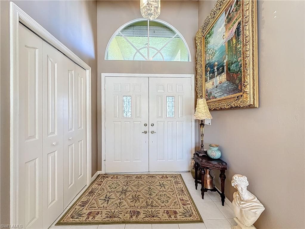 9828 Alhambra Ln, Bonita Springs, FL 34135-6