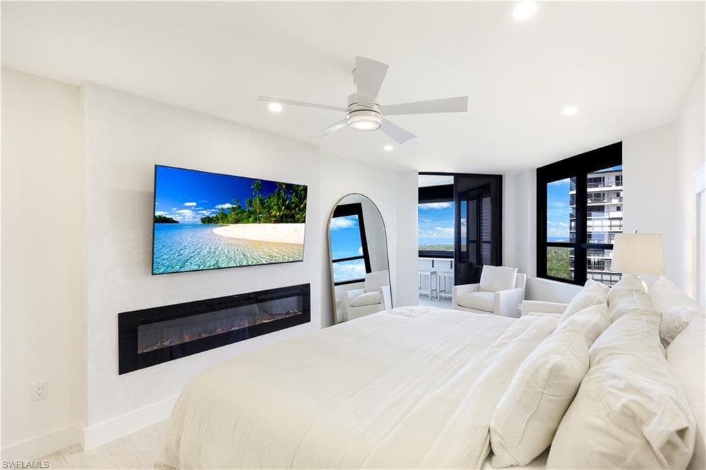 6001 Pelican Bay Blvd 1004, Naples, FL 34108-16