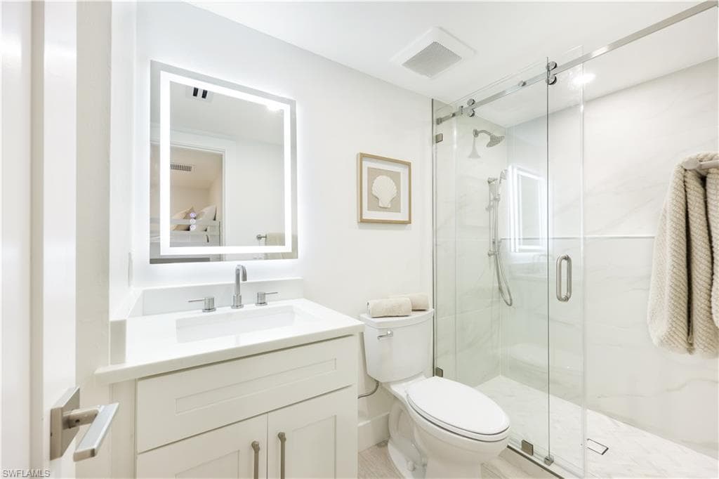 6001 Pelican Bay Blvd 1004, Naples, FL 34108-26