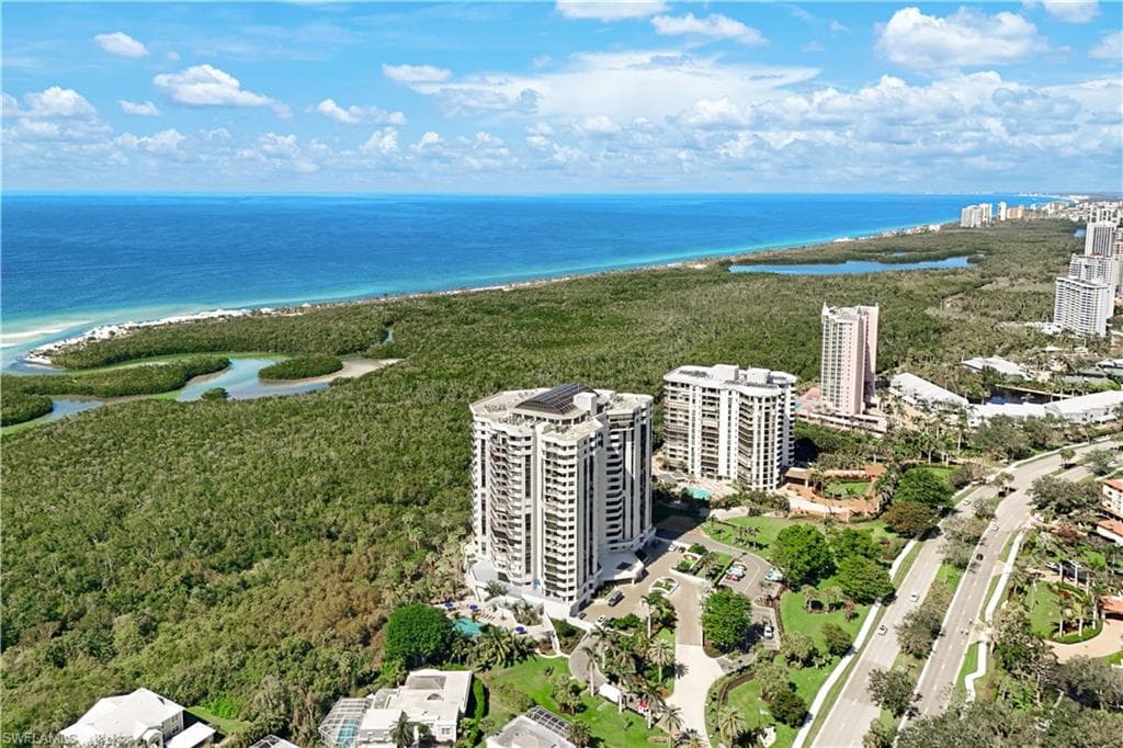6001 Pelican Bay Blvd 1004, Naples, FL 34108-30