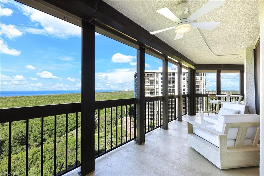6001 Pelican Bay Blvd 1004, Naples, FL 34108-4