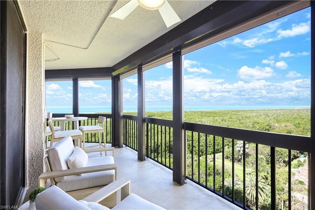 6001 Pelican Bay Blvd 1004, Naples, FL 34108-5