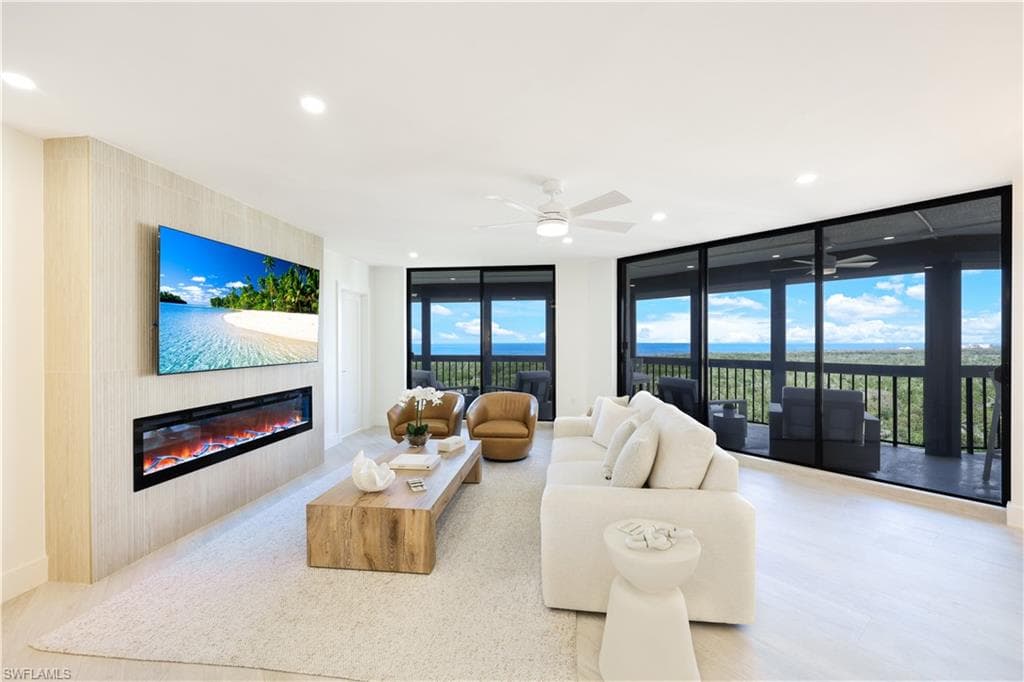 6001 Pelican Bay Blvd 1004, Naples, FL 34108-7