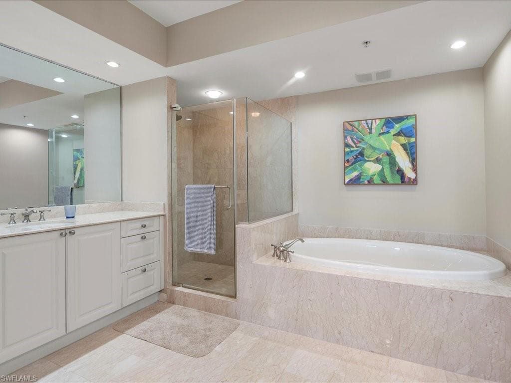 1050 Borghese Ln 1604, Naples, FL 34114-18
