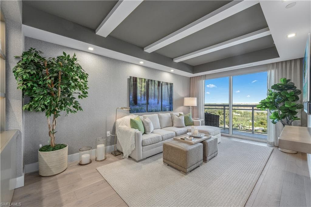 13915 Old Coast Rd 702, Naples, FL 34110-21