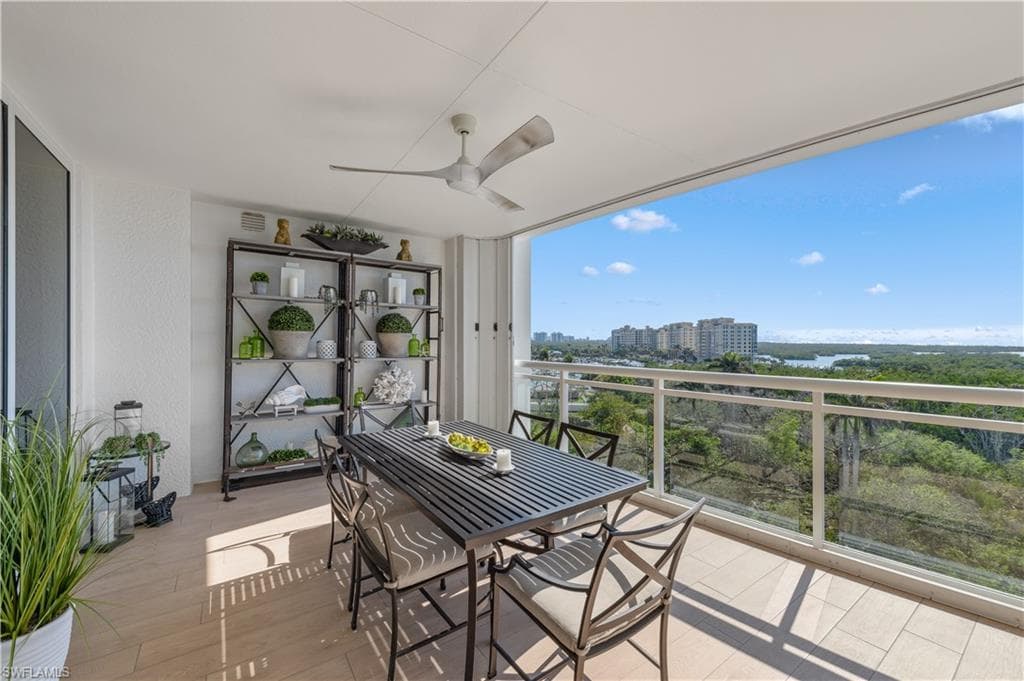 13915 Old Coast Rd 702, Naples, FL 34110-26