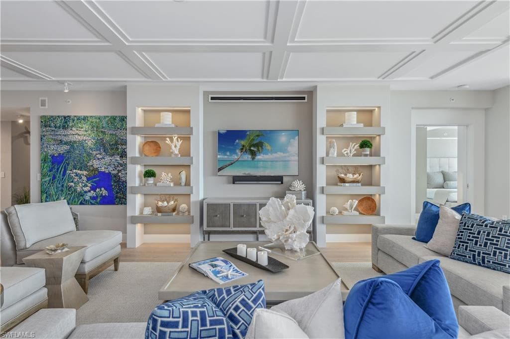 13915 Old Coast Rd 702, Naples, FL 34110-5