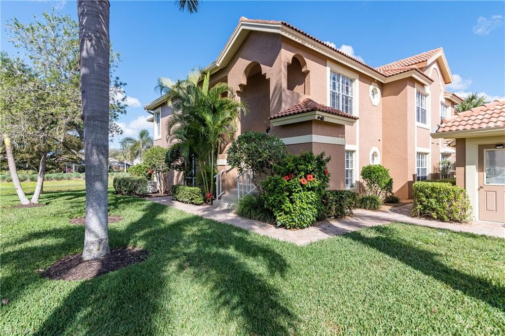 13209 Sherburne Cir 301, Bonita Springs, FL 34135-18