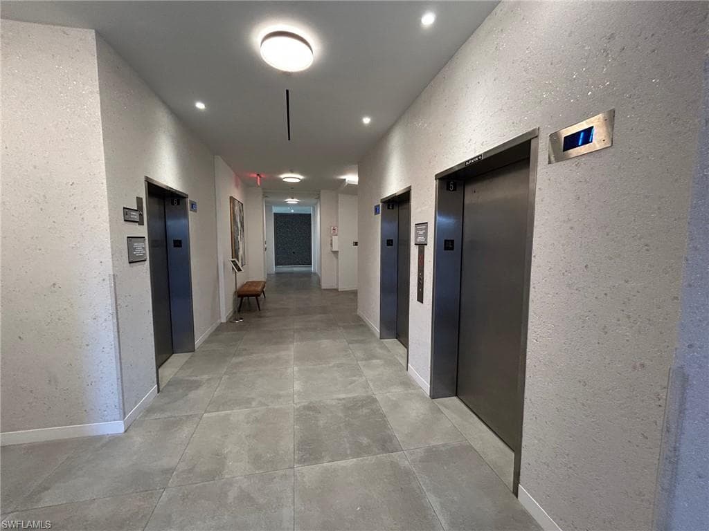 320 Seaview Ct 2-302, Marco Island, FL 34145-15