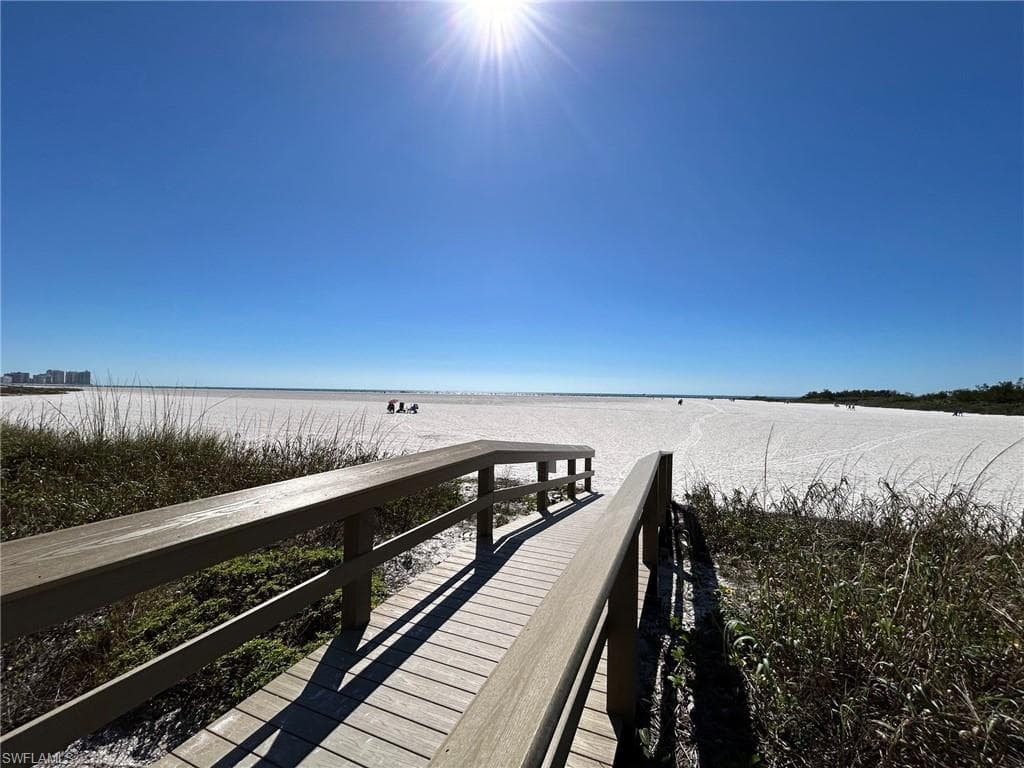 320 Seaview Ct 2-302, Marco Island, FL 34145-23