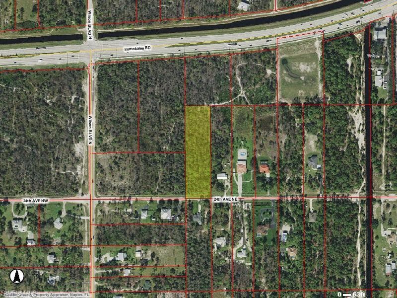 121 24th Ave NE, Naples, FL 34120-4