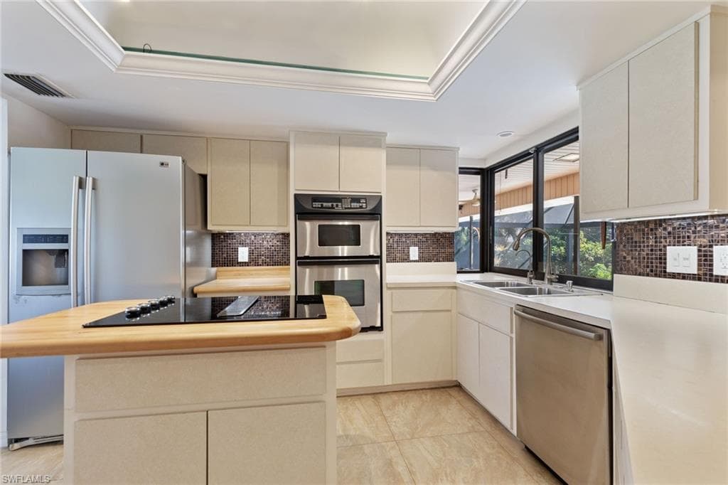 1333 Jamaica Rd, Marco Island, FL 34145-11