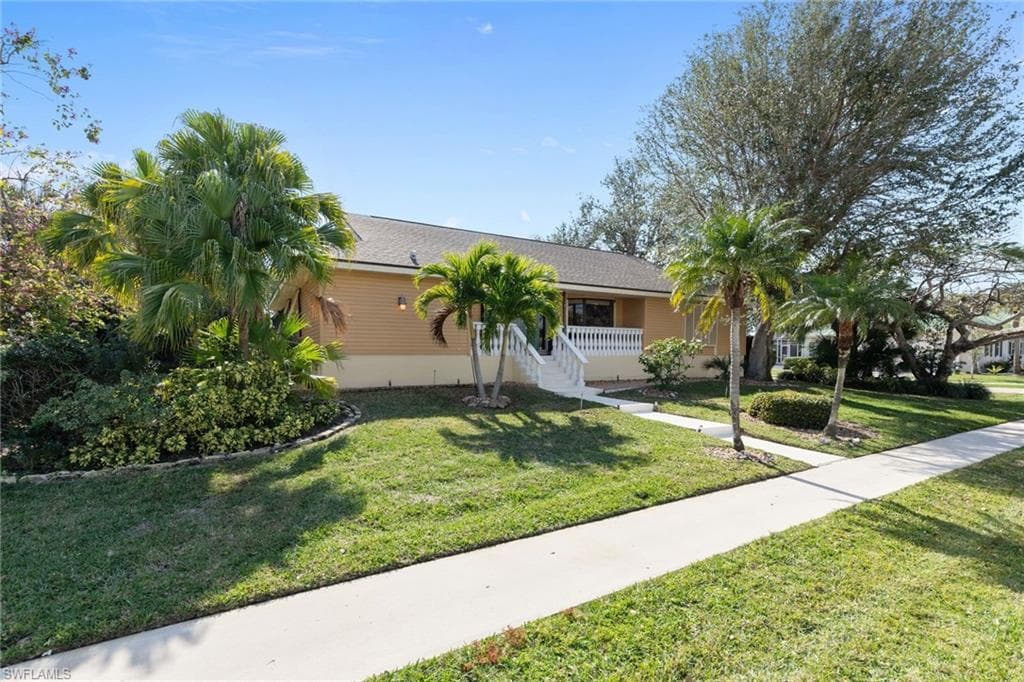 1333 Jamaica Rd, Marco Island, FL 34145-22