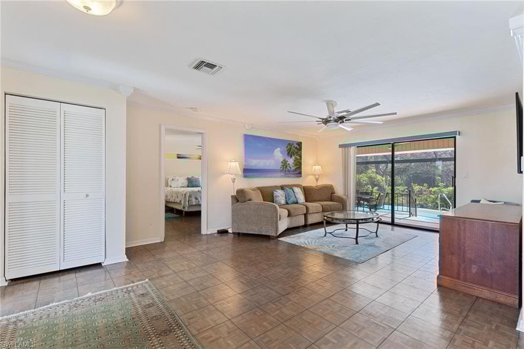 1333 Jamaica Rd, Marco Island, FL 34145-6