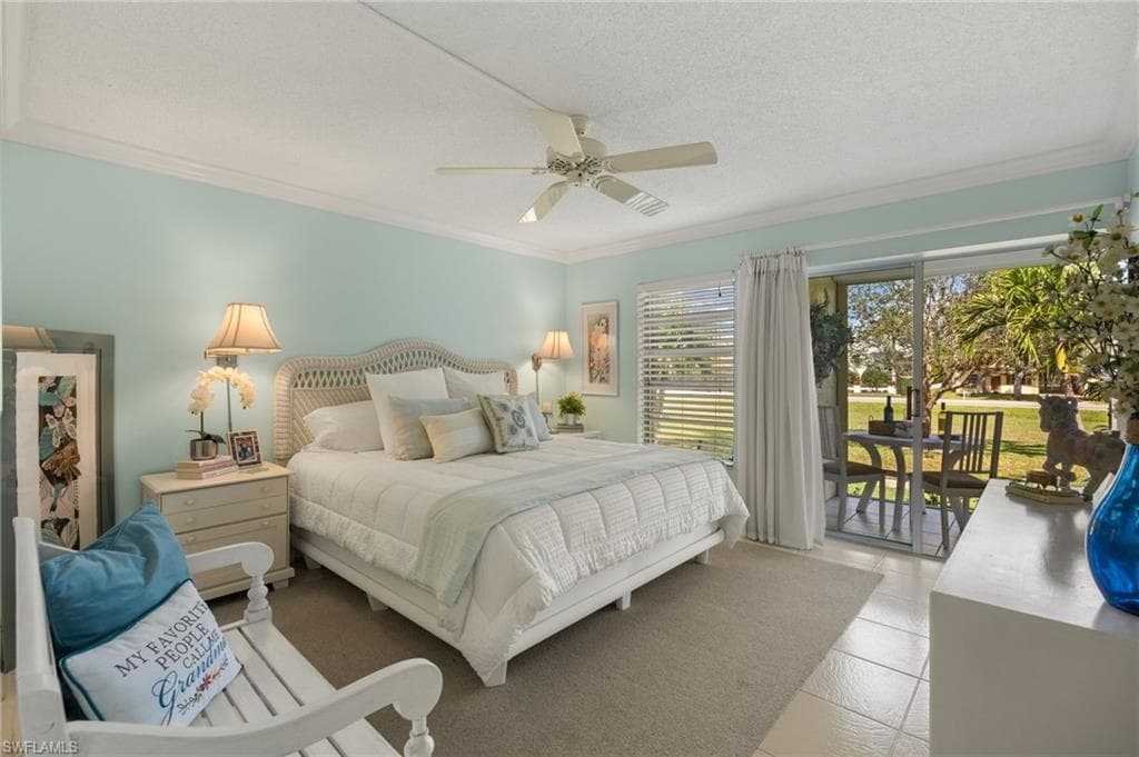 744 Broad Ave S 744, Naples, FL 34102-17