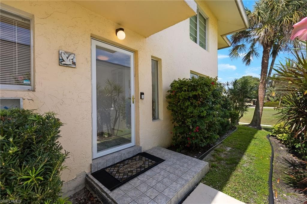 744 Broad Ave S 744, Naples, FL 34102-30