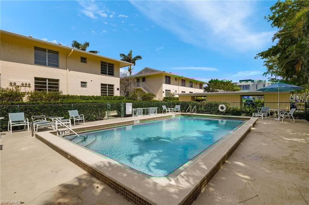 744 Broad Ave S 744, Naples, FL 34102-32