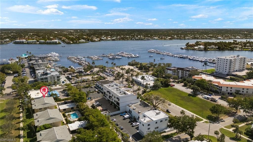 744 Broad Ave S 744, Naples, FL 34102-38